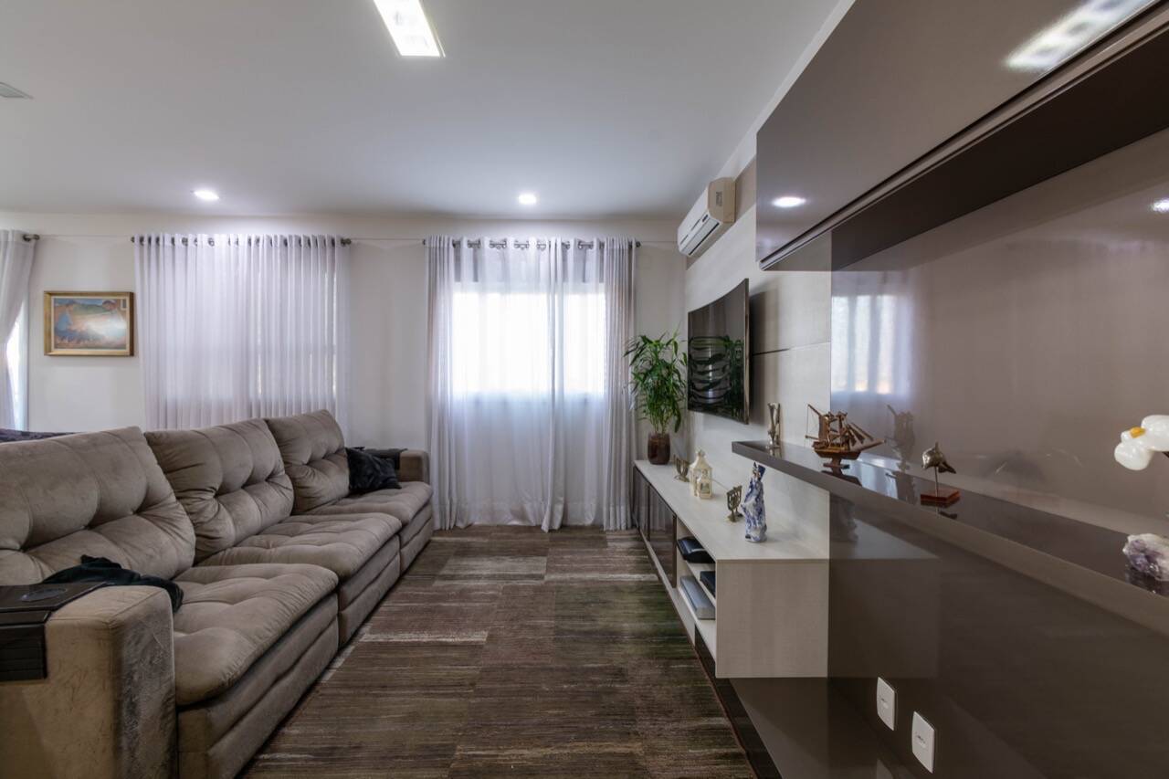 Apartamento, 3 quartos, 200 m² - Foto 1