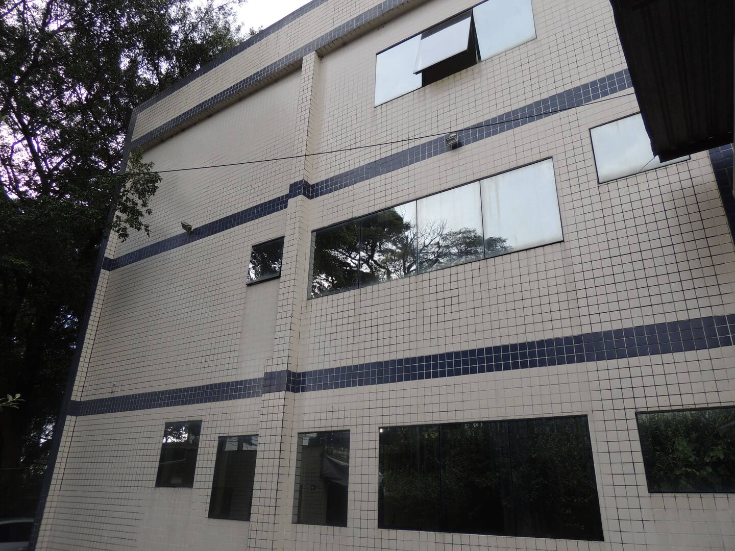 Prédio Inteiro, 4400 m² - Foto 1