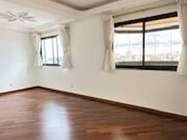 Venda em Tatuapé - São Paulo