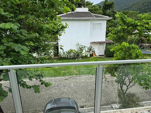 #2511 - Casa de Praia para Venda em São Sebastião - SP