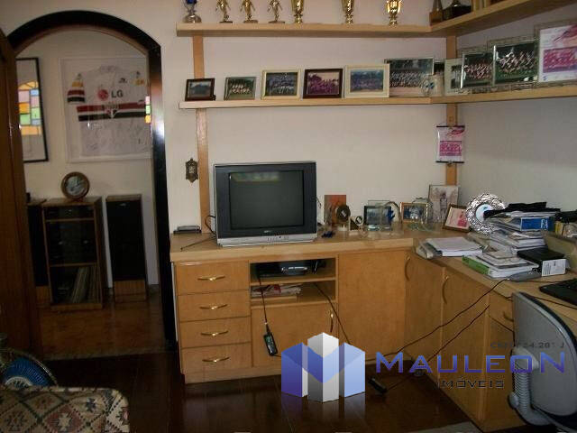 Casa para alugar com 5 quartos, 520m² - Foto 8