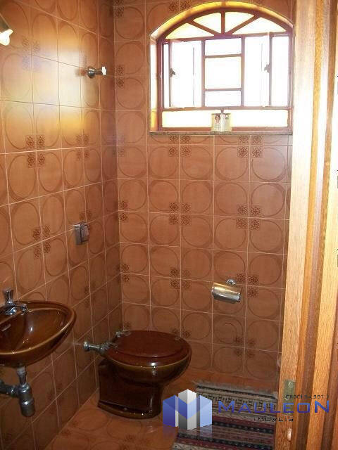 Casa para alugar com 5 quartos, 520m² - Foto 9