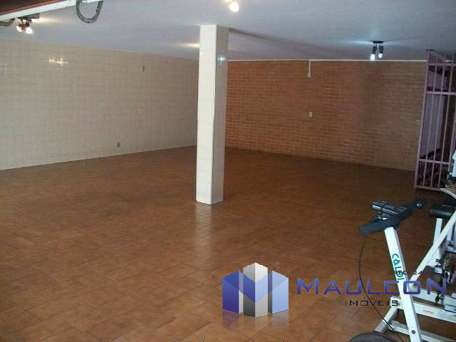 Casa para alugar com 5 quartos, 520m² - Foto 20